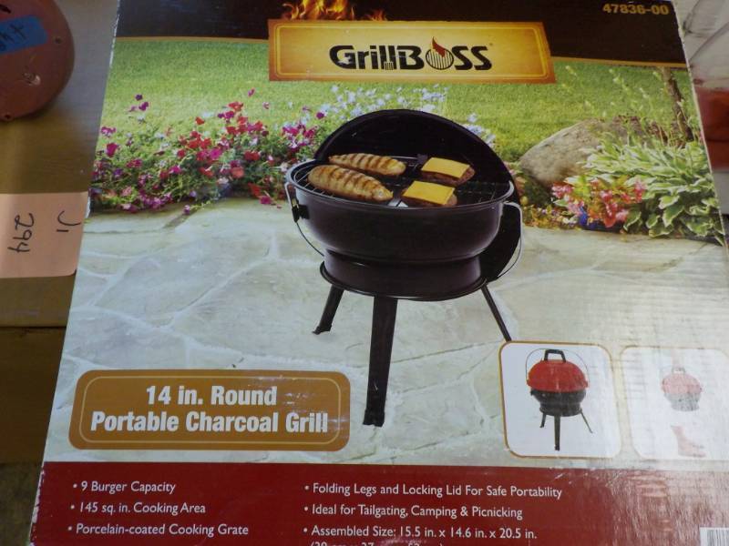 lot 271 image: Grill Boss 14 Round Portable Charc...