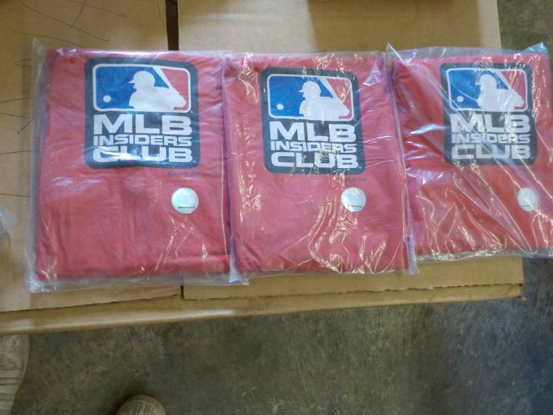 lot 292 image: 3 New MLB Insiders Club Ponchos...