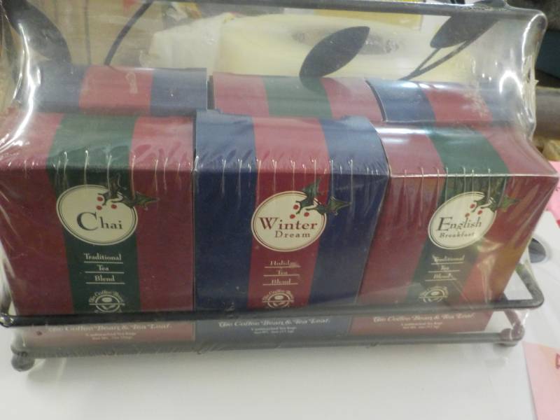 lot 300 image: Set of Tea Blends in Metal Display...