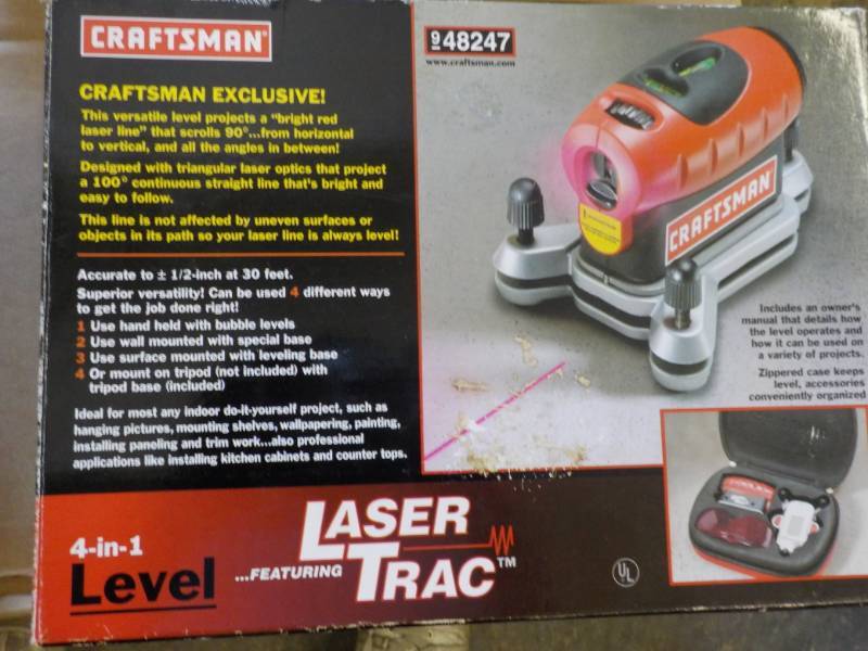 lot 305 image: New Craftsman 4 in 1 Level featurin...