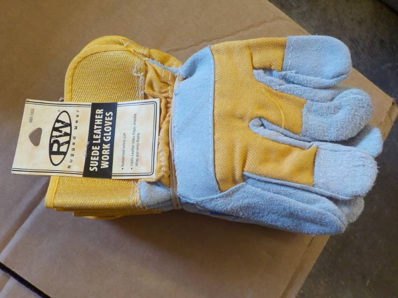 lot 307 image: 5 Pair RW Suede Leather Work Gloves...