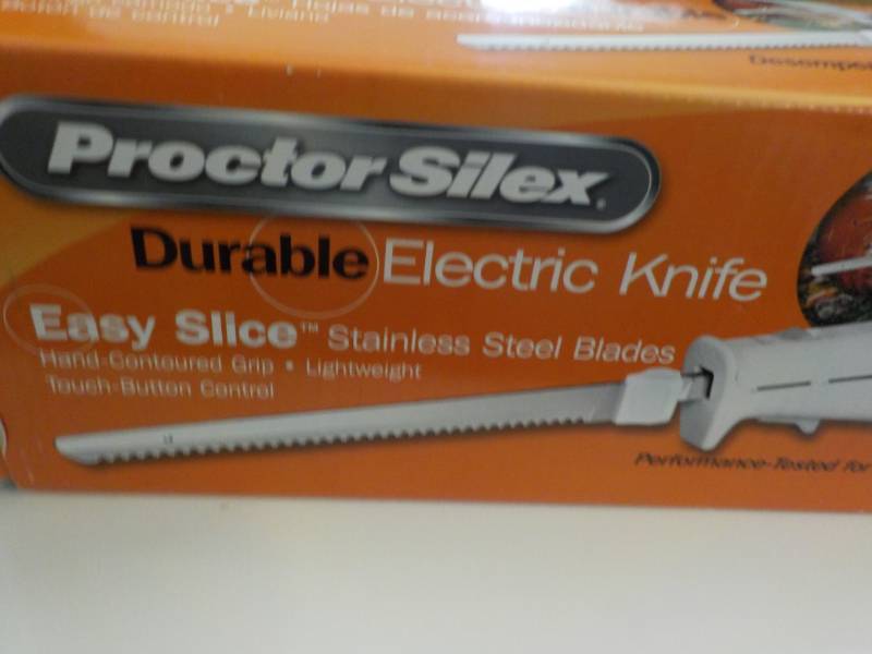 lot 320 image: Proctor Silex Electric Knife...