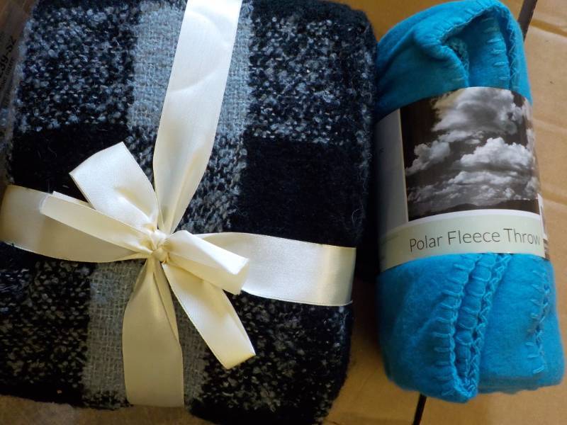 lot 327 image: 2 Blankets...