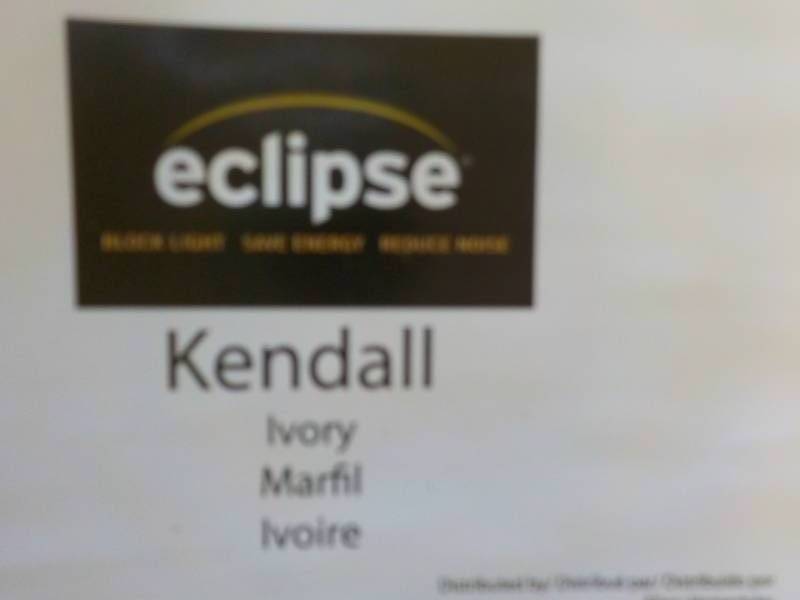 lot 355 image: Set of 4 Eclipse Kendall Ivory 42 x...