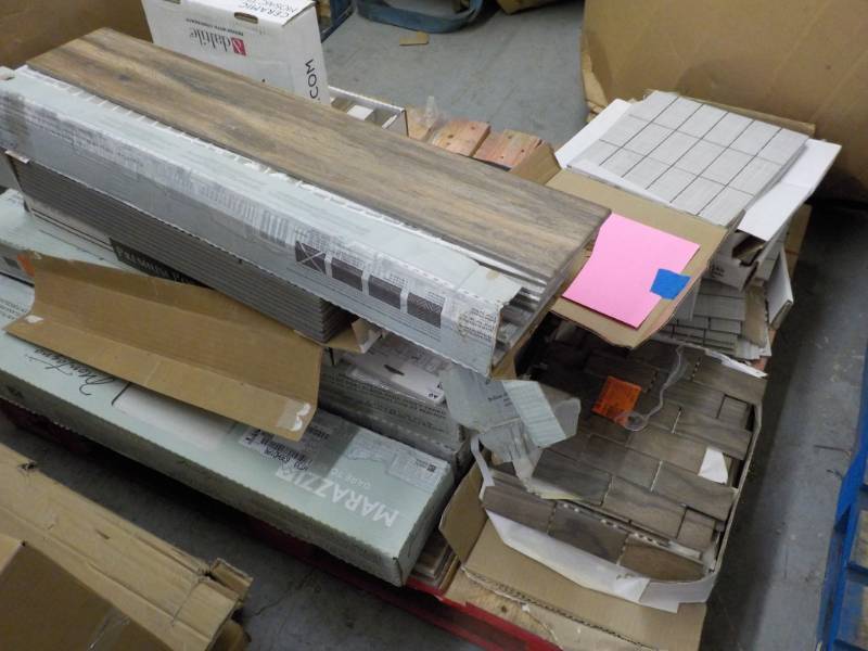 lot 360 image: Pallet of misc Flooring  ...