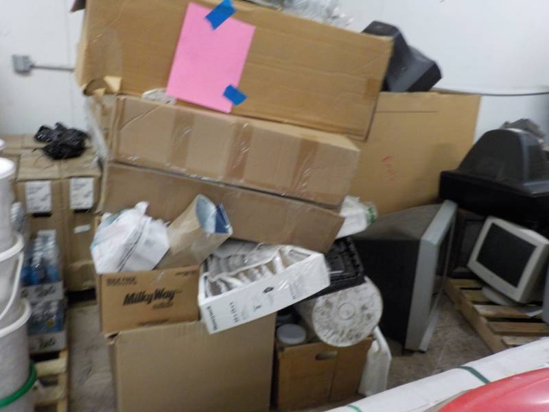 lot 362 image: Pallet of misc some mystery cartons...