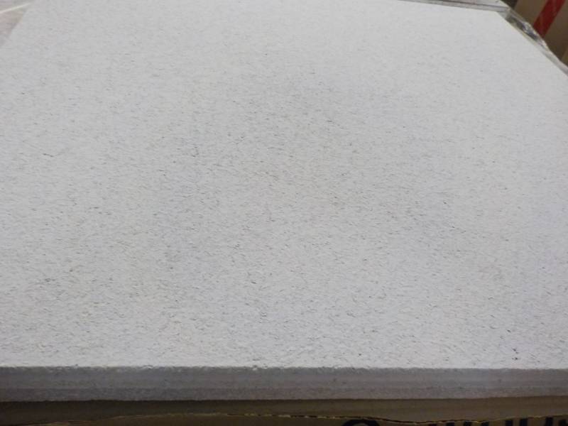 lot 371 image: USG Ceiling Tile 5 Cartons of White...