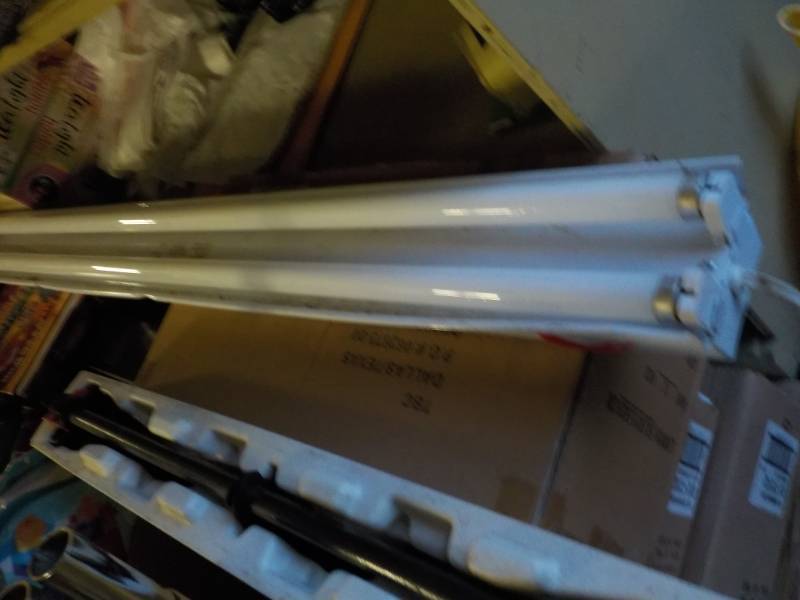 lot 411 image: 2 Lite Shop Lite and box of Bulbs...