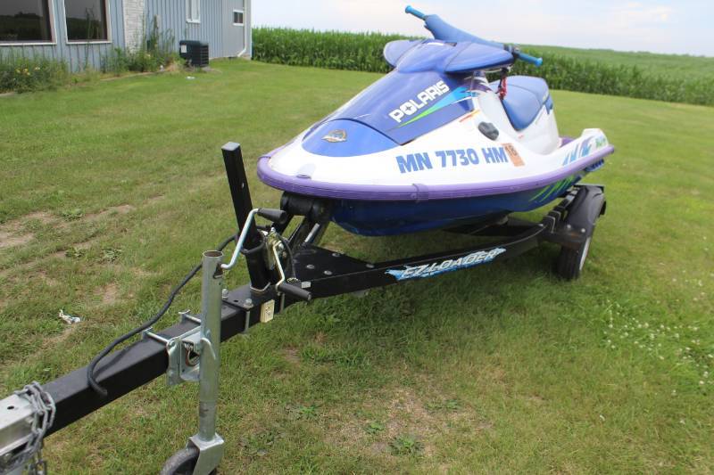 1998 Polaris SLTH Jet Ski w EZ Loader Trailer