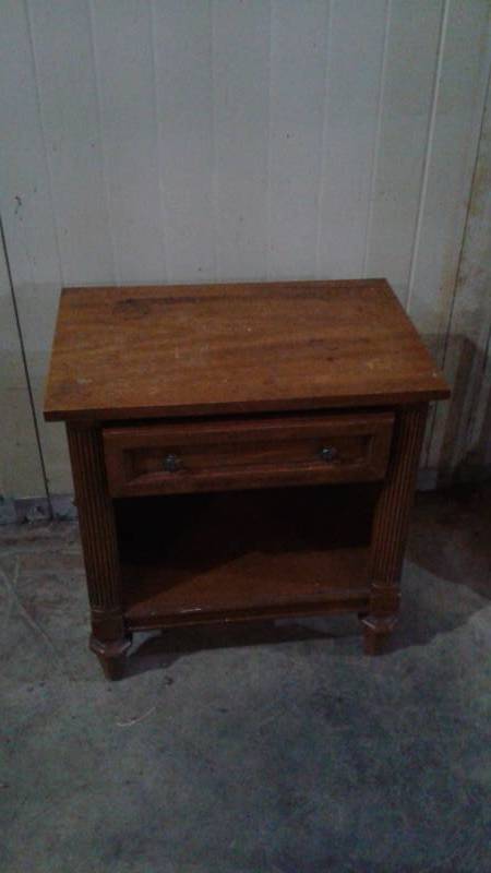lot 5 image: Bedroom Night Stand, Used, Some Wear