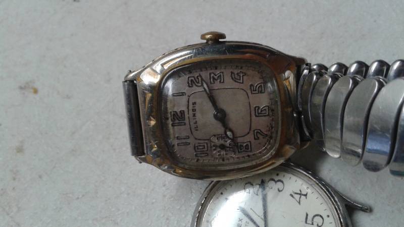 lot 50 image: Lot Of Three Vintage Watches, Used, Show Wear, Untested, Ronalds, Timex