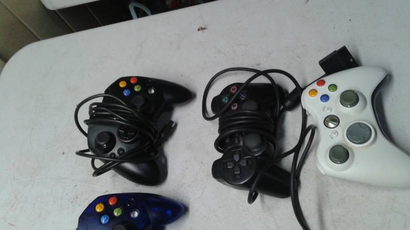 lot 61 image: Lot Of Video Game Controllers