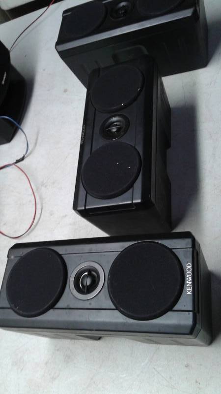 lot 67 image: Lot Of Speakers, Some Kenwood