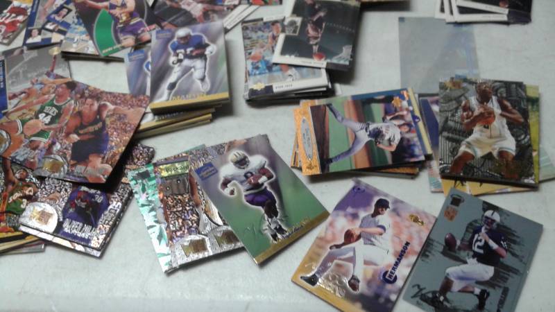 lot 102 image: Box Filled With Mixed Sports Cards