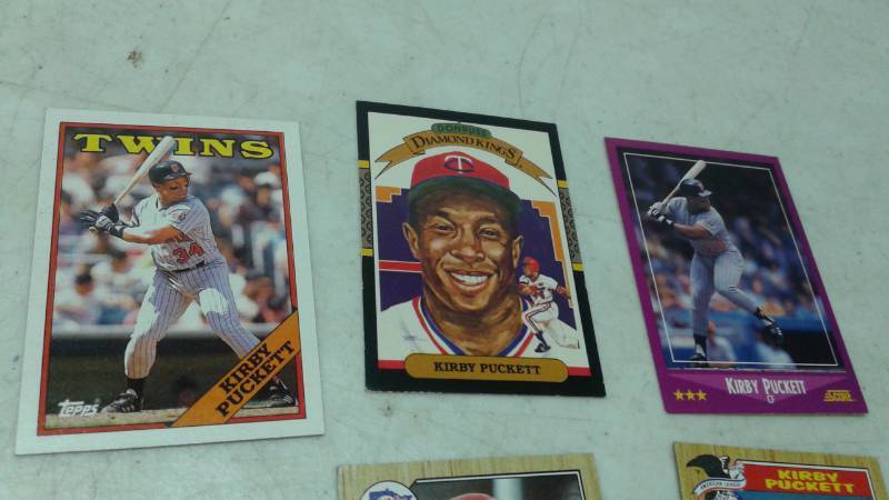 lot 109 image: Lot Of Vintage Kirby Puckett Baseball Cards