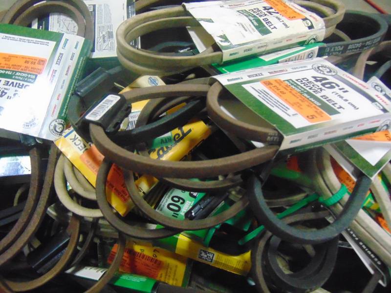 lot 209 image: Drive Deck Belts, 38 - 60
