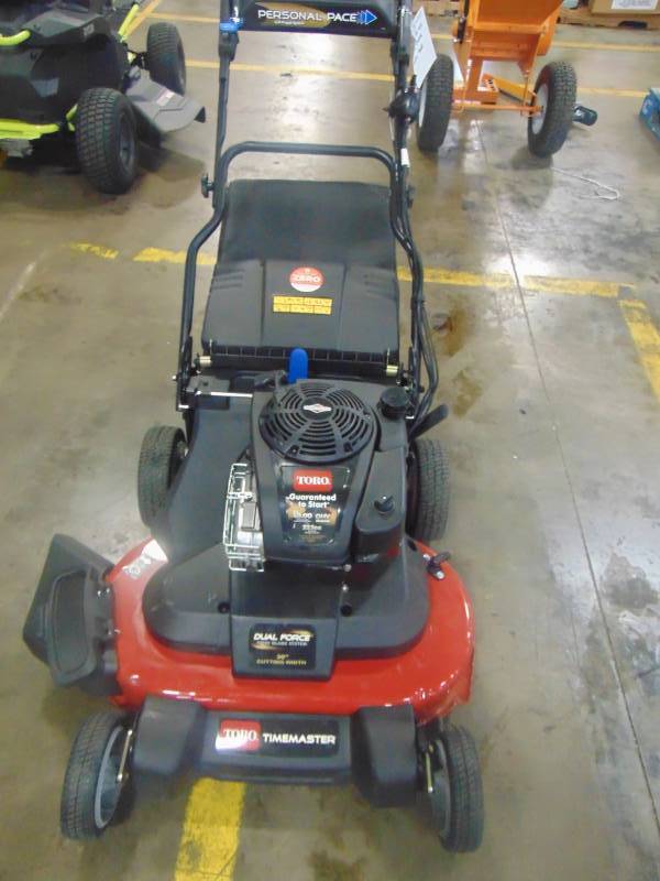 lot 214 image: Toro TimeMaster 30 in. Briggs & Stratton Personal Pace Self-Propelled Walk-Behind Gas Lawn Mower with Spin-Stop 21199