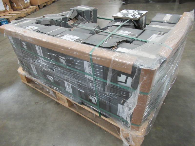 lot 25 image: Pallet of MSI Amantus Encaustic 8 in. x 8 in. Glazed Porcelain Floor and Wall Tile (5.33 sq. ft.  case), NHDAMA8X8 Approximately 40 Cases.