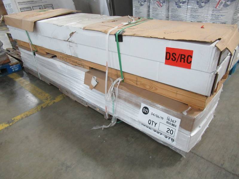 lot 31 image: 10 Fiberon ArmorGuard Regency 8 ft. x 3 ft. White Unrouted Capped Composite Rail Section with Metal Balusters, SEC17RWU8WMTLKD.