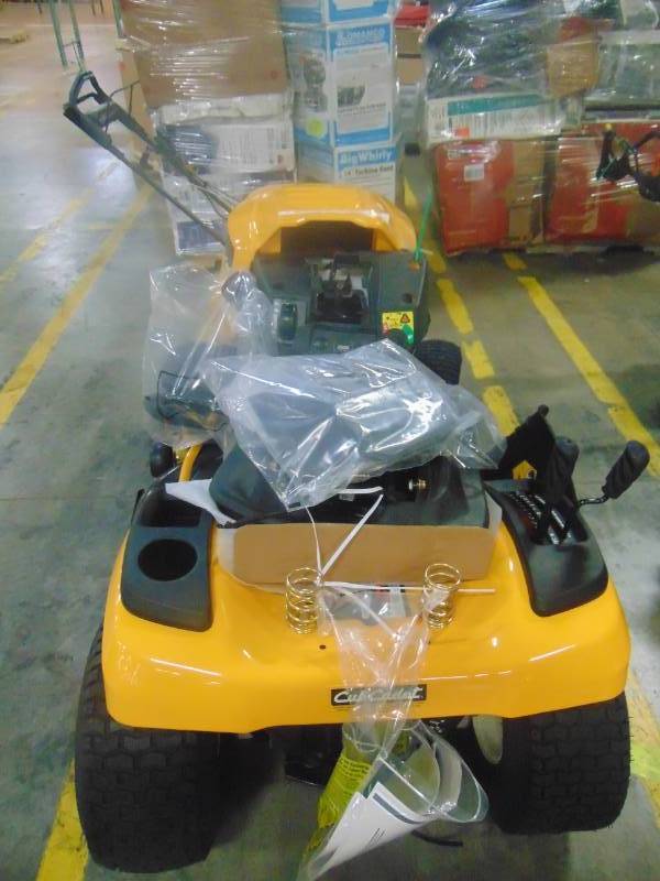 lot 367 image: Cub Cadet XT1 Enduro Series LT 42 in. 18 HP Kohler Hydrostatic Gas Front-Engine Riding Mower LT42