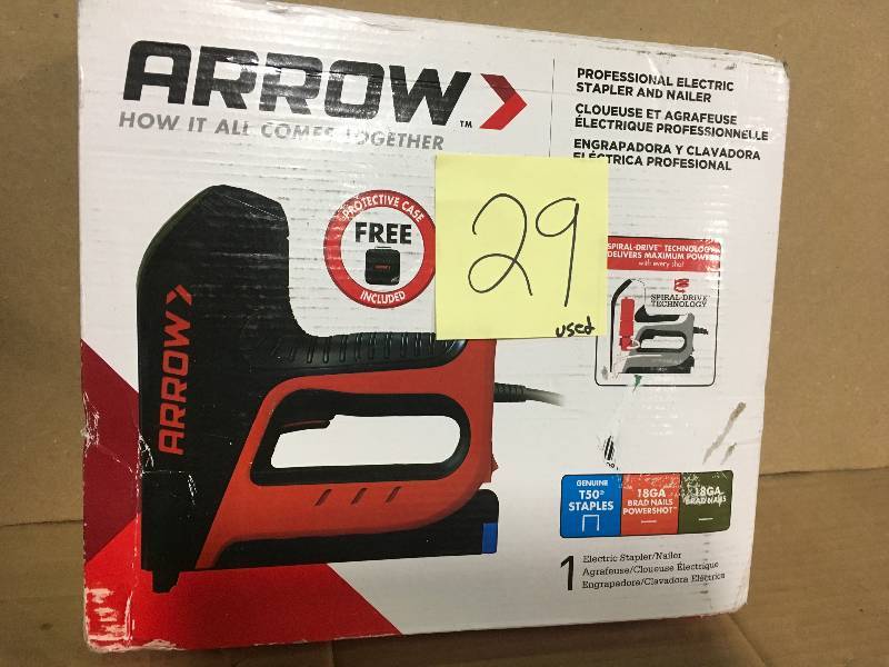 Arrow Fastener 6 in. Electric Stapler and Brad Nailer in good condition