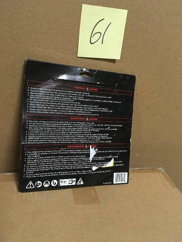 ECHO 8 in. 8-Tooth Grass & Weed Blade (20 mm) in good condition