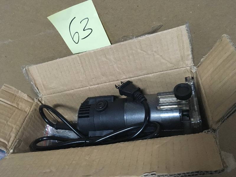 Professional Woodworker 2.4-Amp 14 in. Laminate Trimmer in good condition