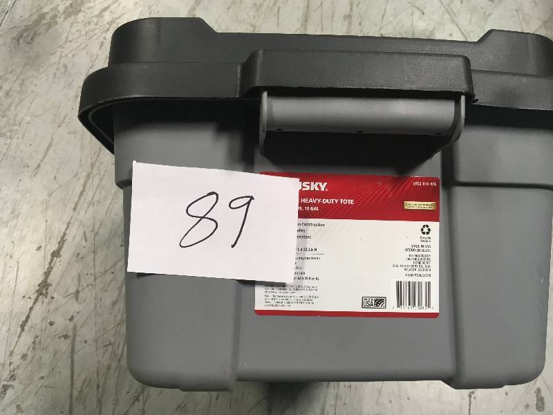 lot 89 image: Husky Heavy Duty 10 Gal. Storage Tote with Lid in good condition