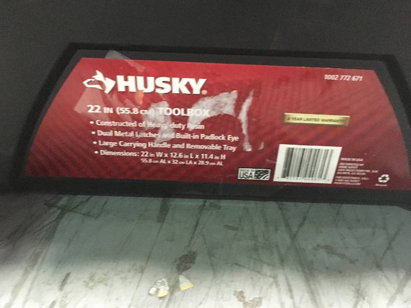 lot 98 image: Husky 22 in. Plastic Tool Box with Metal Latches in Black PLEASE SEE PHOTO DAMAGE BROKEN