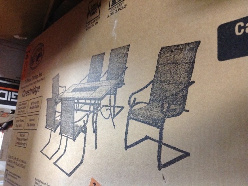 lot 114 image: Hampton Bay Crestridge 7-Piece Padded Sling Outdoor Dining Set in Putty in good conditions