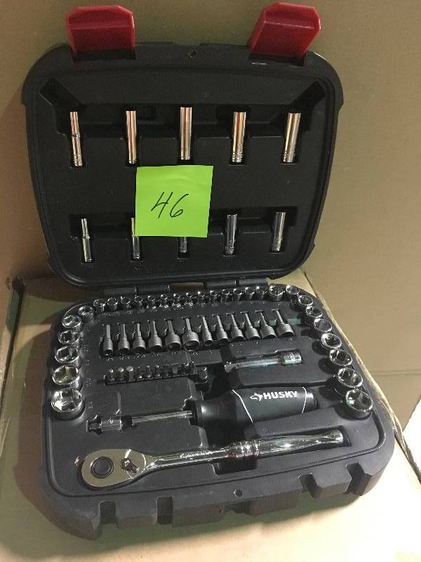 Husky Mechanics Tool Set (65-Piece) in good condition