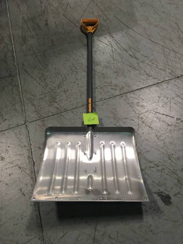 True Temper 1641000 18 Inch D Handle Aluminum Snow Shovel not used