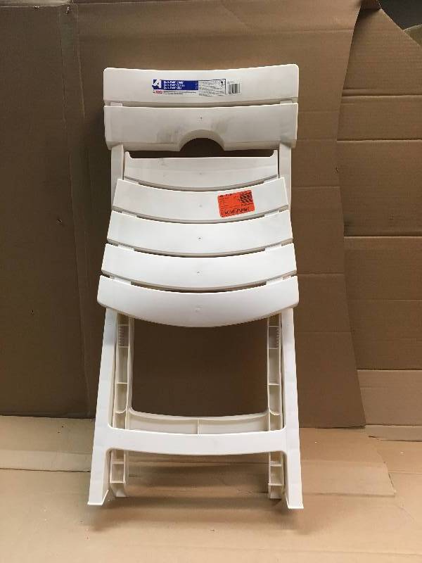 lot 22 image: Adams Manufacturing Quik-Fold White Resin Plastic Outdoor Lawn Chair not used