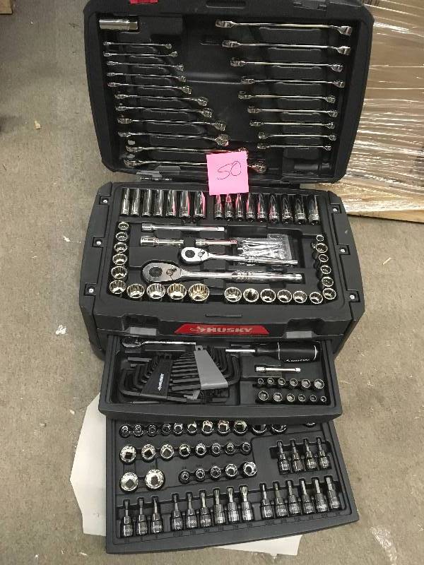 lot 50 image: Husky Mechanics Tool Set (268-Piece) DAMAGE BOX