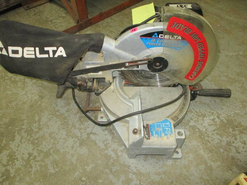 lot 18 image: Delta Power Miter