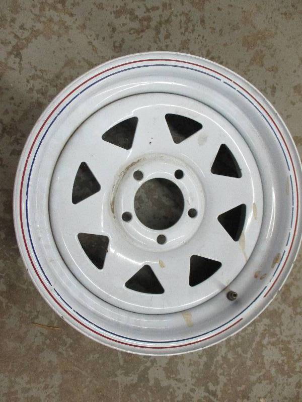 lot 31 image: New Rim 15x 6.0