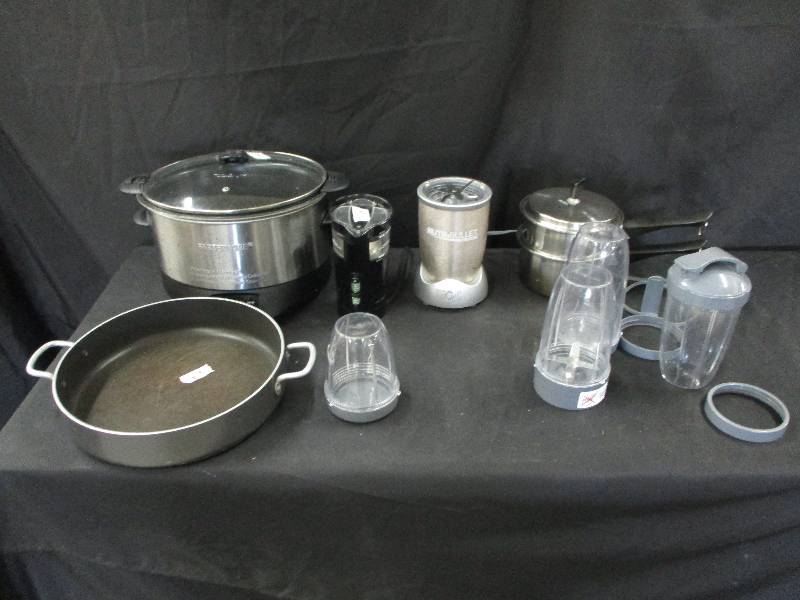 lot 76 image: Magic Mini Coffee Pot,  Nuti Bullet  900 Series Blender, Double Boiler