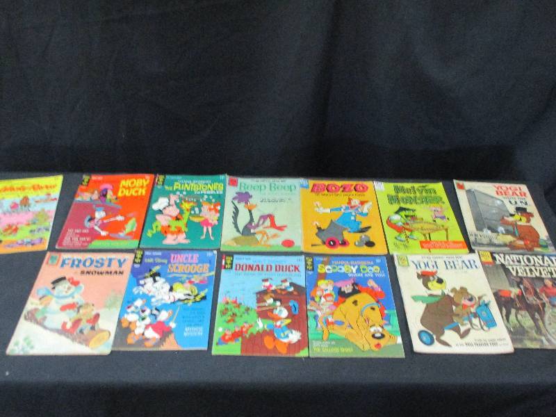 lot 100 image: Qty 10 15Cent Old Comic Books