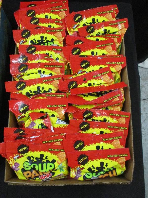 lot 199 image: 40 Packs of Sour Patch Packs