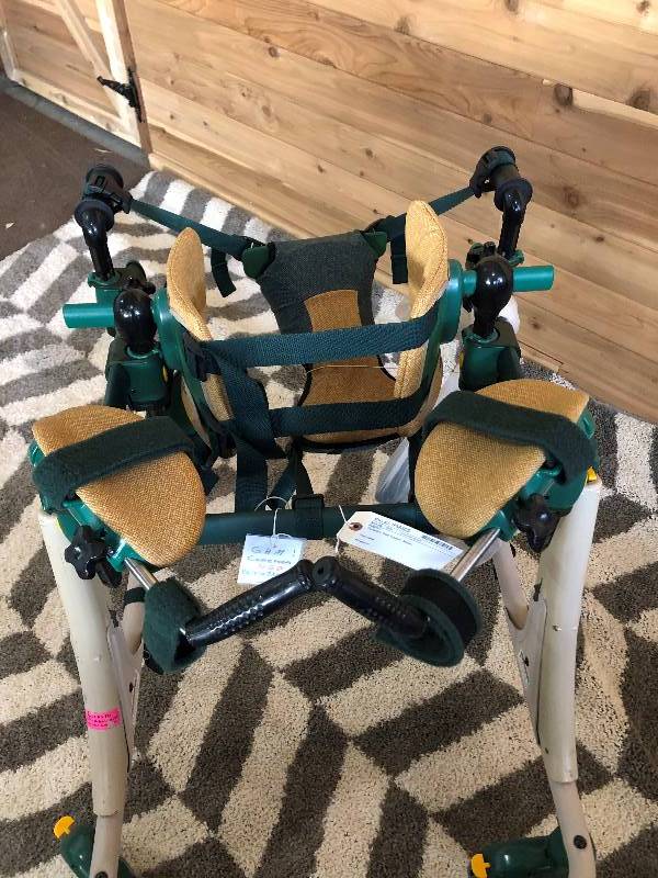 lot 23 image: Rifton Pacer Gait Trainer Medium 150 Lbs Special Needs Child Walker