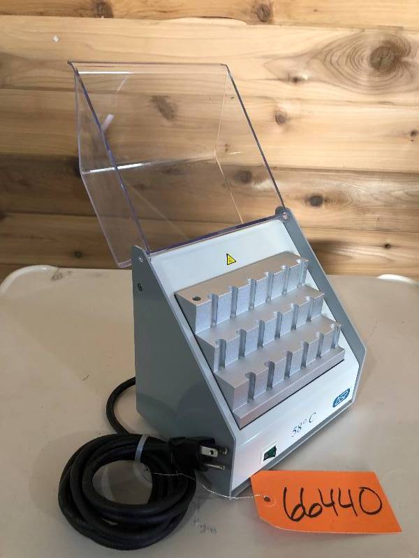 lot 31 image: Advanced Sterilization Products Sterrad 21005 58 Degree C Laboratory Tube Incubator