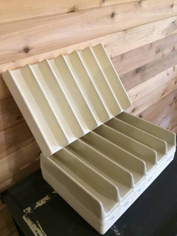 lot 62 image: Lot Of Dividers For Drawer Organization