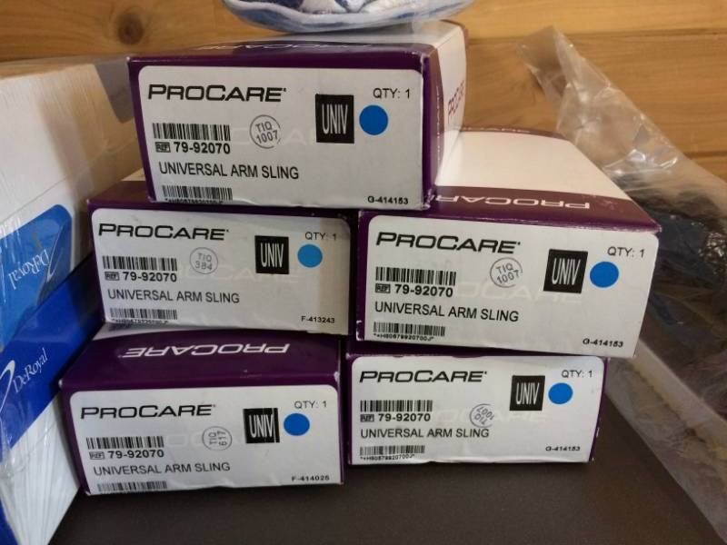 lot 77 image: Lot Of Procare Medical Arm Slings - New In Box