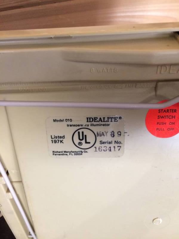 lot 8 image: Idealite 010 Portable Xray Transparency Illuminator