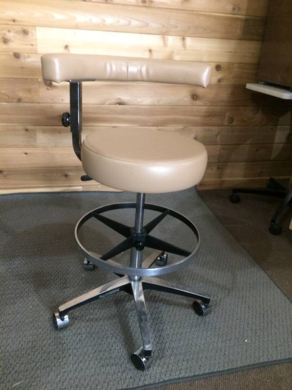 lot 1 image: Super Nice Vintage Del-Tube Adjustable Height Seat & Footrest Dental Stool Chair with Procedure Arm - Great Condition