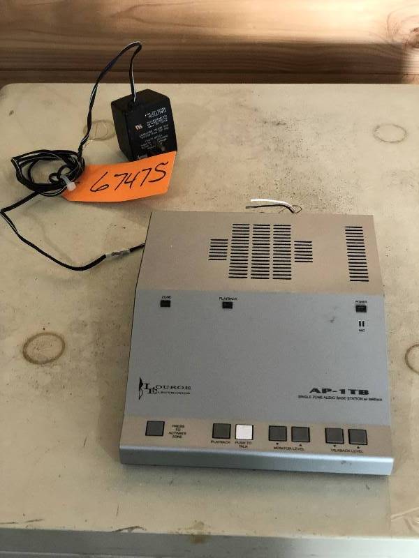 lot 16 image: Louroe Electronics AP-1TB Single Zone Audio Base Station WTalkback - Great Working Condition