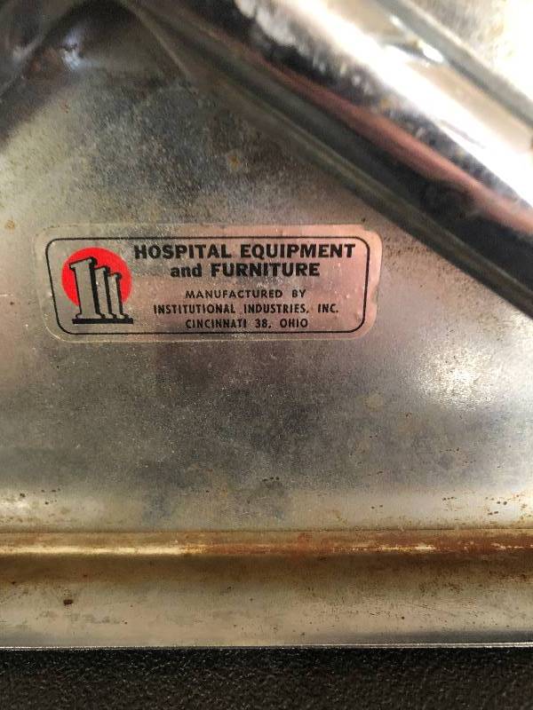 lot 29 image: Metal Step Stool