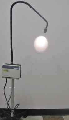 lot 37 image: WOW RETAIL USED $600 WELCH ALLYN PORTABLE EXAM PROCEDURE OBGYN LIGHT 48830 & FOCUSABLE ADJUSTIBLE FIBEROPTIC LAMP LITE PIPE - GREAT WORKING&nbspCONDITION