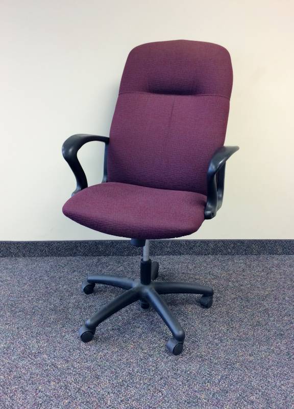 lot 30 image: MSRP $350 HIGH QUALITY HON GAMUT EXECUTIVE HIGH BACK ERGONOMIC ARM CHAIR - CLASSIC BURGUNDY COLOR - GREAT CONDITION No Stains or Tears - Arms Have Scratches Shown In Pictures - 1st Pic Is Stock Photo 