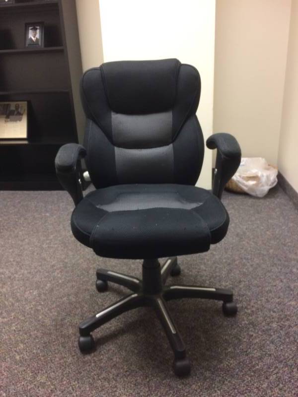 lot 79 image: True Innovations Sport Mesh Mid-Back Ergonomic Chair, 40 14H x 24 34W x 26 34D, GrayBlack - Great Condition